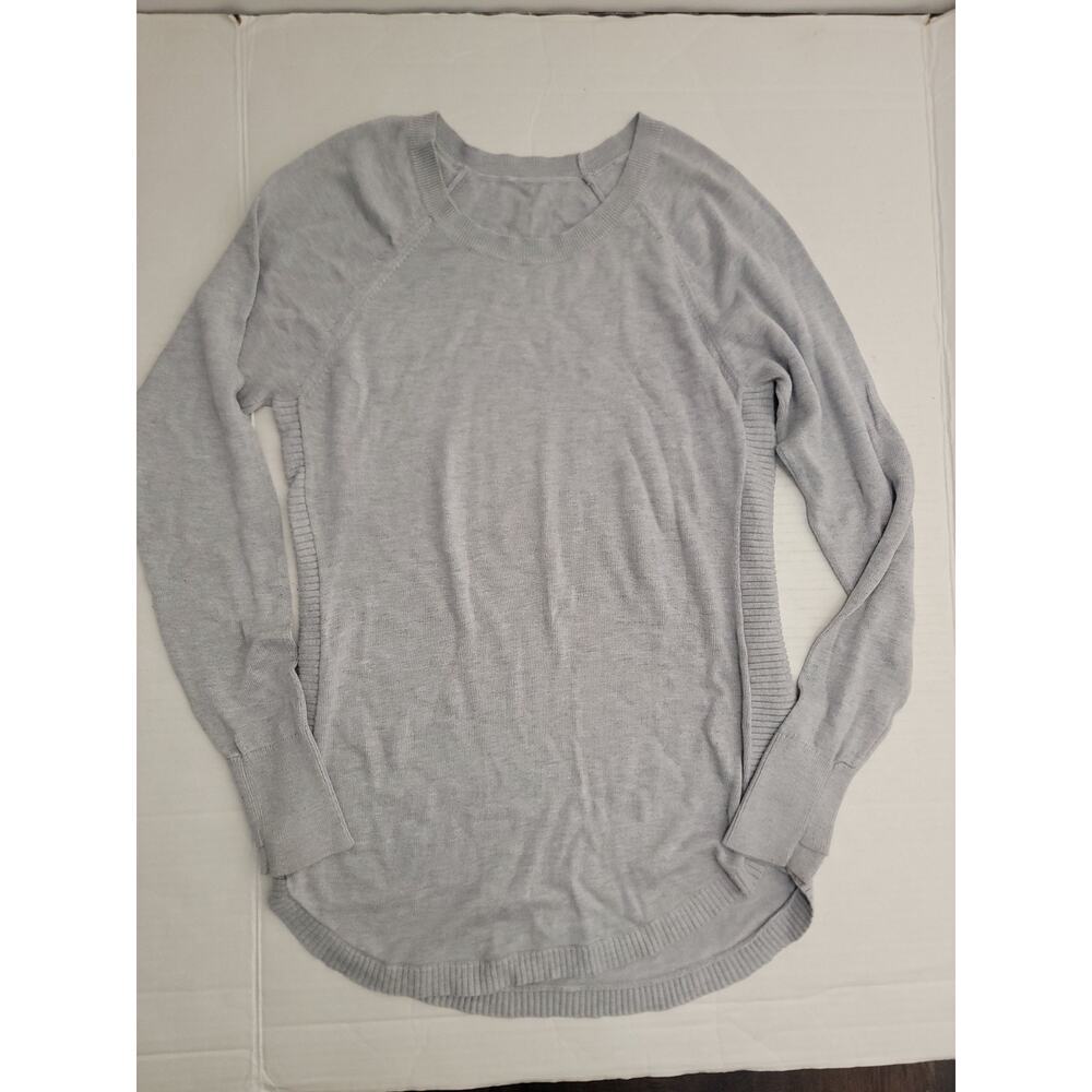 Lululemon Hello Aloe Pullover Size: 10 Gray Thumbholes
